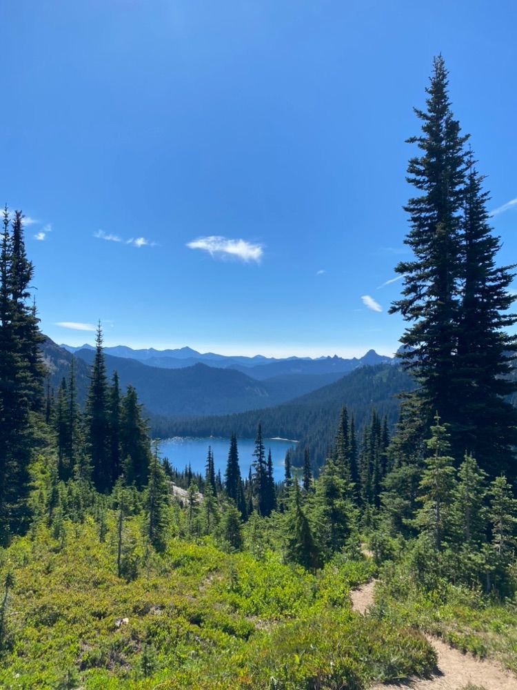 Naches peak loop hike
