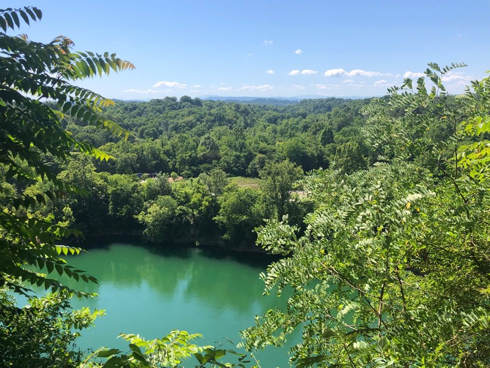 Ijams Nature Center Hike