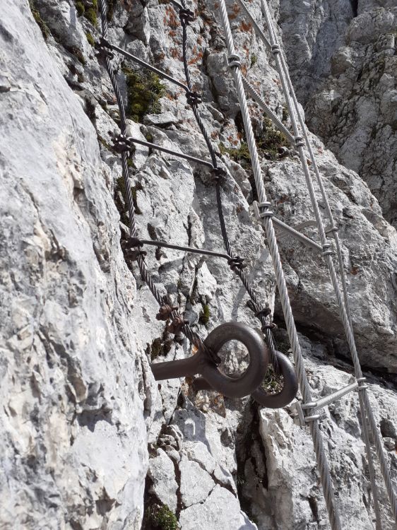 Montaž (Via Amalia)