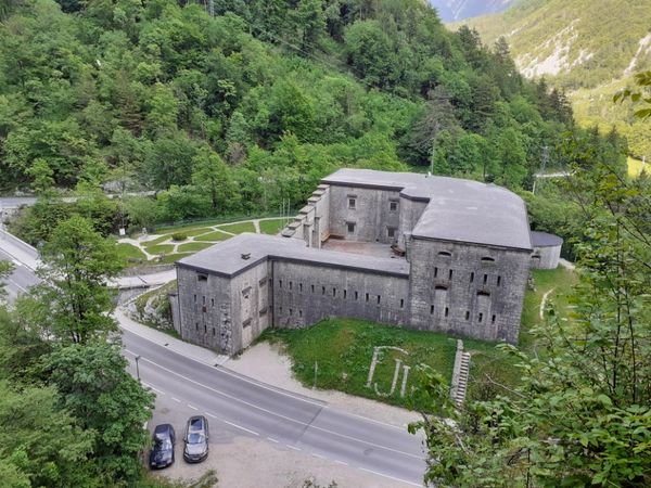 Trdnjava Kluže, Koritnica